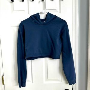Lulu Lemon Cropped Hoodie (4)